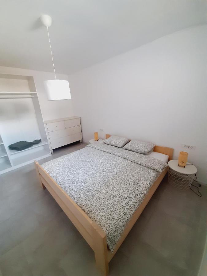 Green Bee Apartment Lesce  Ngoại thất bức ảnh
